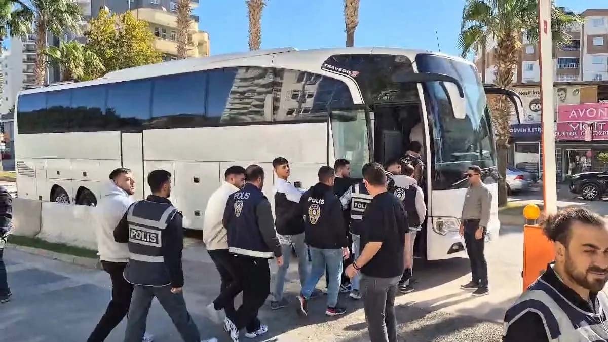 Adana'da dolandırıcılık operasyonunda 13 tutuklama