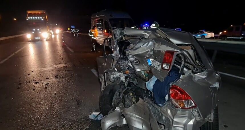 Ambulans ve 2 araç çarpıştı: 1 ölü, 5 yaralı