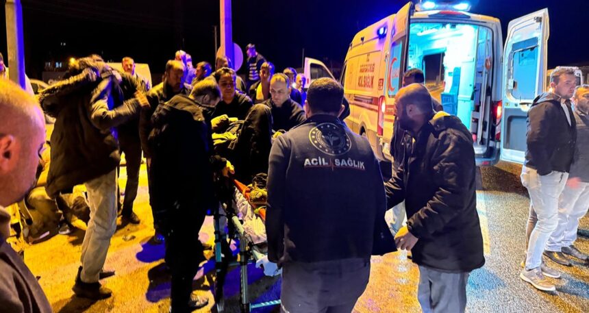 Ankara’da servis minibüsleri çarpıştı: 21 yaralı