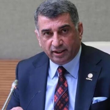 CHP’li vekil, AKP’li vekilin kamu kurumlarını kullanmasını eleştirdi: Vali’de o, müftü de o…