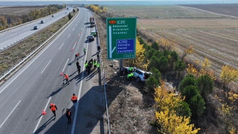 Edirne'de cip şarampole devrildi: 2 ölü, 3 yaralı