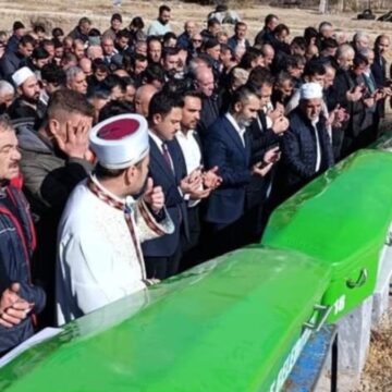 Feci kaza can aldı: Aynı aileden 4 kişi öldü