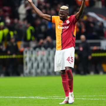 ‘Fenerbahçe Osimhen’i transfer etmek istiyor’