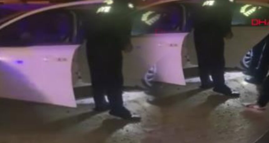 Gaziantep’te seyir halindeki otomobil alev alev yandı