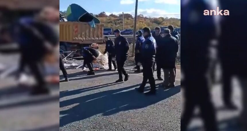 gebzede-nobet-tutan-hayvanseverlerin-barinaklari-yikildi-6fA1cI6B.jpg Gebze’de nöbet tutan hayvanseverlerin barınakları yıkıldı