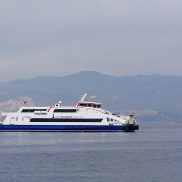 İzmir’de feribot ücretlerine zam geldi: İşte yeni fiyat listesi