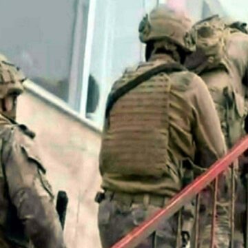 İzmir’deki terör operasyonunda 9 gözaltı