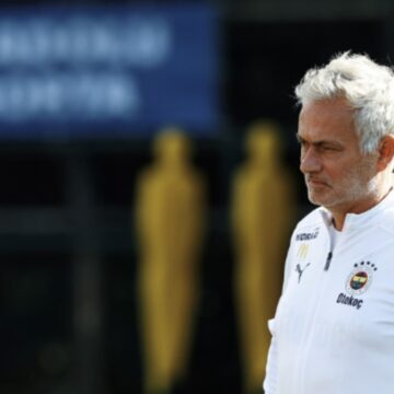 Jose Mourinho’dan futbolculara sert uyarı