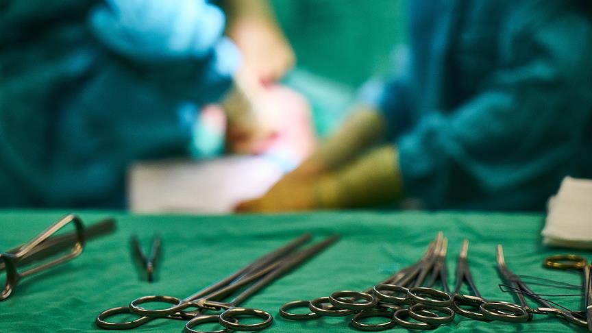 Kendisine kanser teşhisi koyan doktor, herkesin bilmesi gereken 'iki uyarı işareti' paylaştı