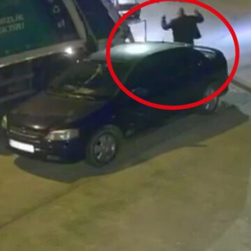 Namazdan çıkan imam çöp kamyonunun altında kaldı