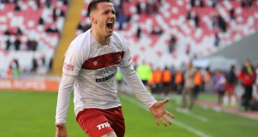 Sivasspor’un yıldız futbolcusu Fenerbahçe maçında yok