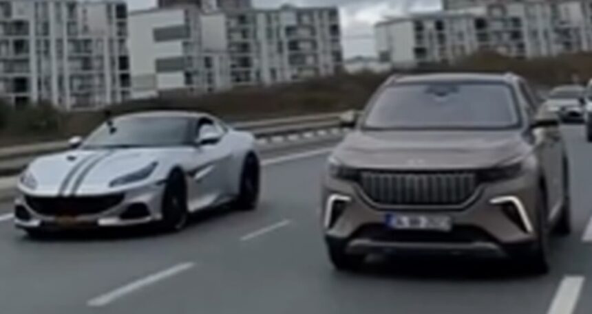 Ulke yanıyor AKP’li başkan Ferrari ile yarışıyor