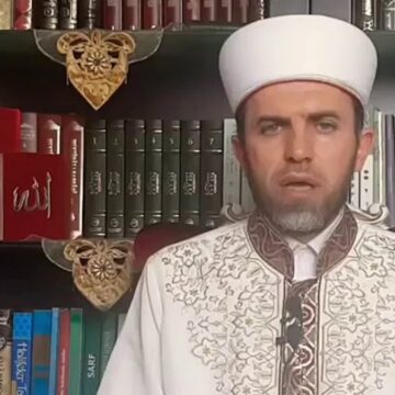 Vaizden skandal cumhuriyet ve laiklik karşıtı paylaşım: Harekete geçildi