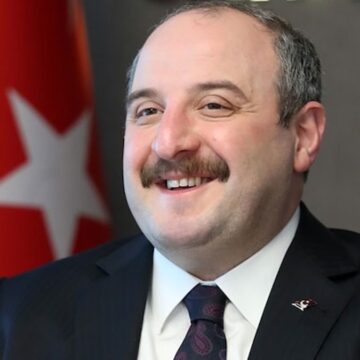 Varank, ‘liyakatsizlik’ ve ‘torpil’i unuttu: Alın terinin yanında, akıl teri de önemli