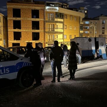 Yaşlı adam konteynerde ölü bulundu