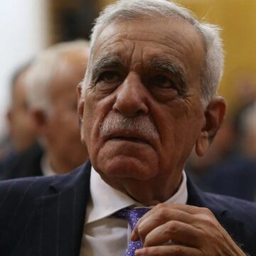 Yerine kayyum atanan Ahmet Türk’ten ilk paylaşım