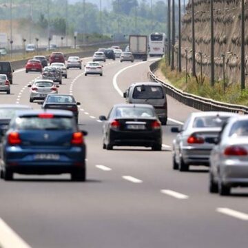 En az bir milyon otomobil etkilenecek: Yeni yılda bu araçların satılması yasaklanıyor