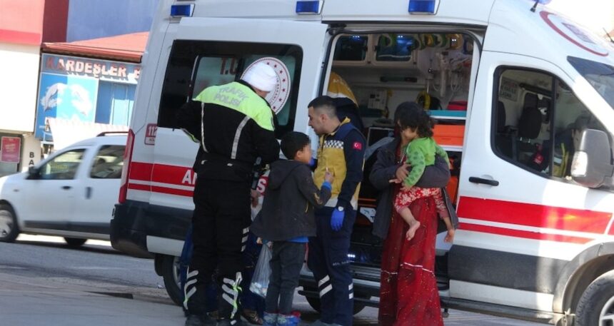 Ambulans çarptığı çocuğun annesi tedaviyi kabul etmedi