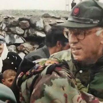 Apo, esas duruşta dinledi, beş dakikada kabul etti