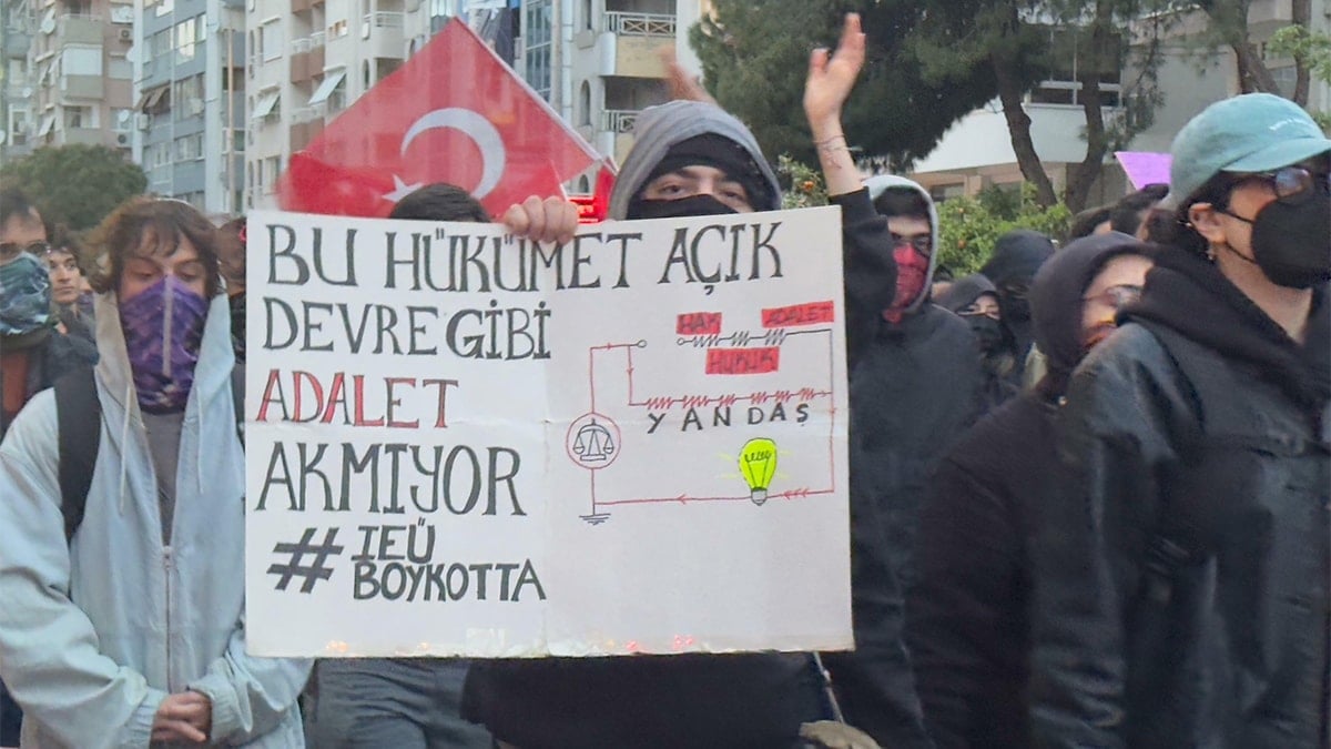 Bayramda da öğrencilerin eylemleri devam etti