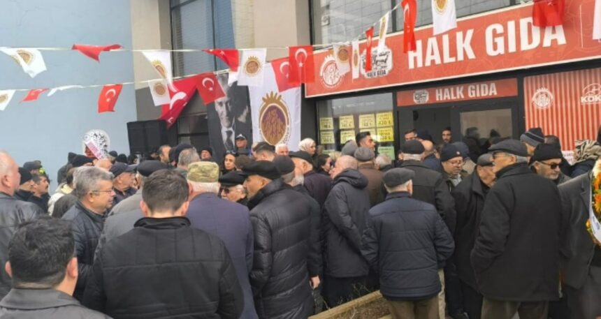 CHP’li Belediye Halk Gıda açtı! Ucuz et izdihamı