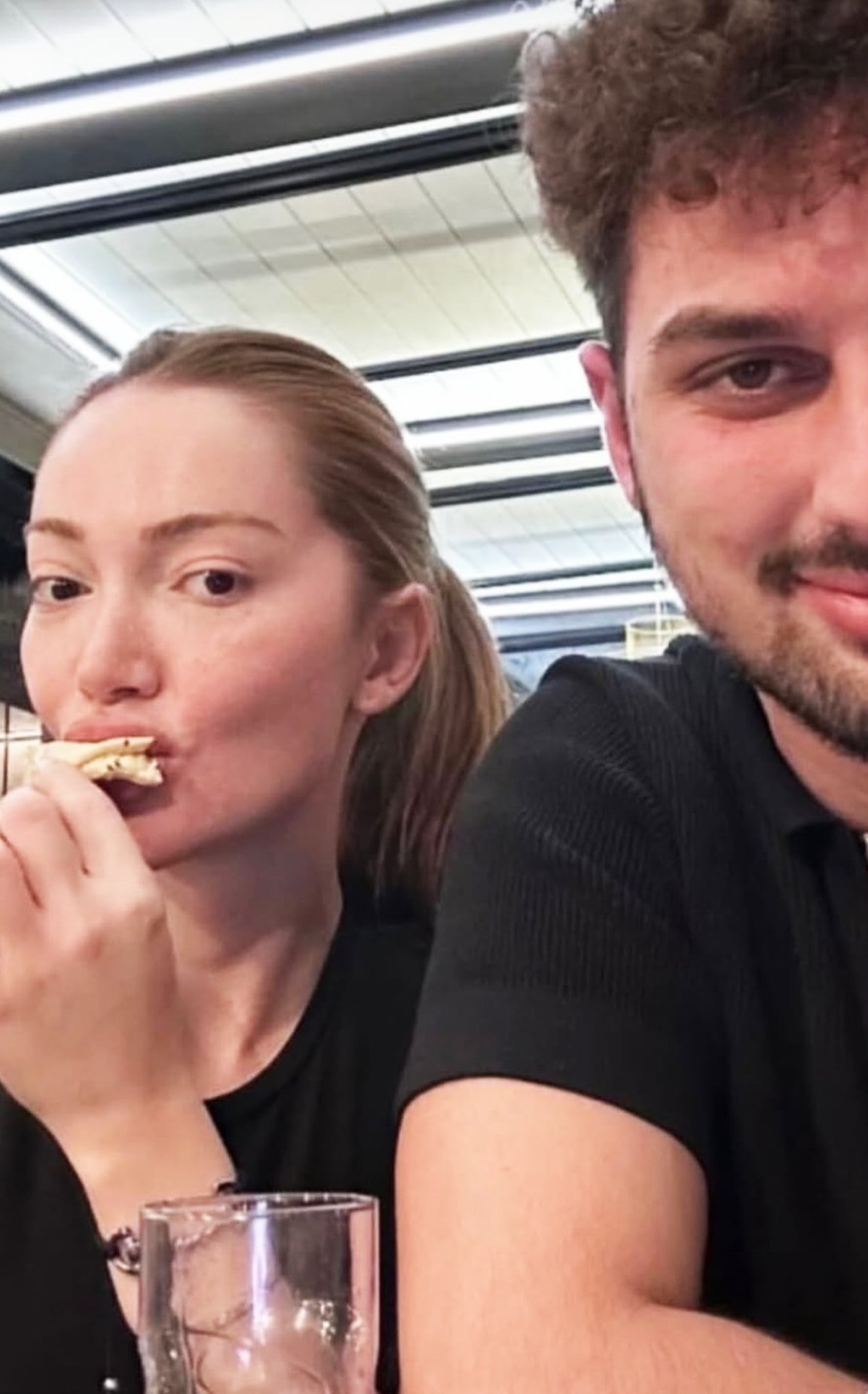 Danla Bilic'e eski sevgili tacizi! İş yerine gelince hemen polisi aradı 2 Danla Bilic'e eski sevgili tacizi! İş yerine gelince hemen polisi aradı