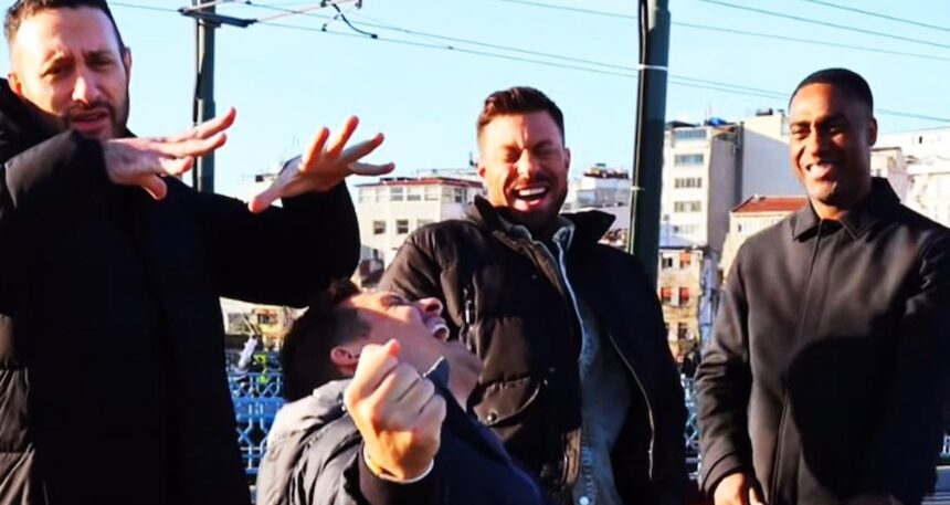 Dünyaca ünlü grup, Galata Köprüsü’nde şarkı söyledi
