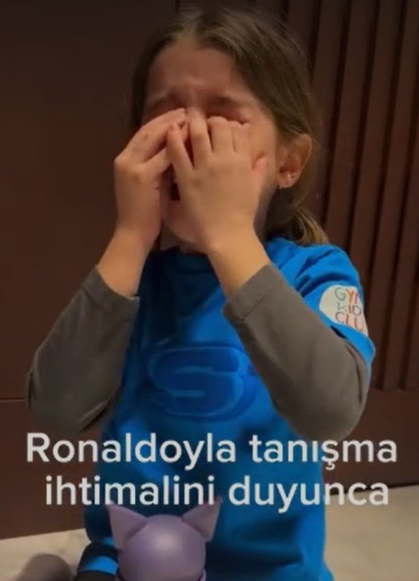 Fatih Terim'in torunları Cristiano Ronaldo ile buluştu 3 Fatih Terim'in torunları Cristiano Ronaldo ile buluştu