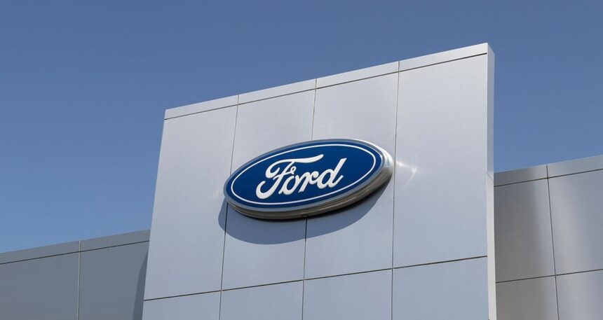 Ford ülkemizde de çok satılan modelinin fişini çekiyor