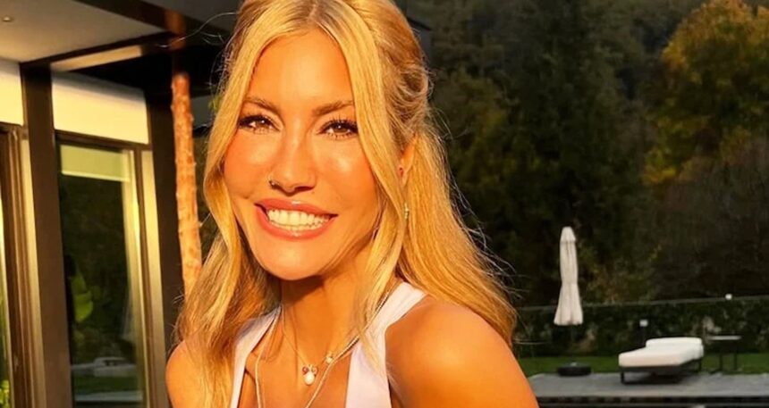 Kahvaltı tabağı çok konuşulan Çağla Şıkel bu kez akşam yemeğiyle gündemde