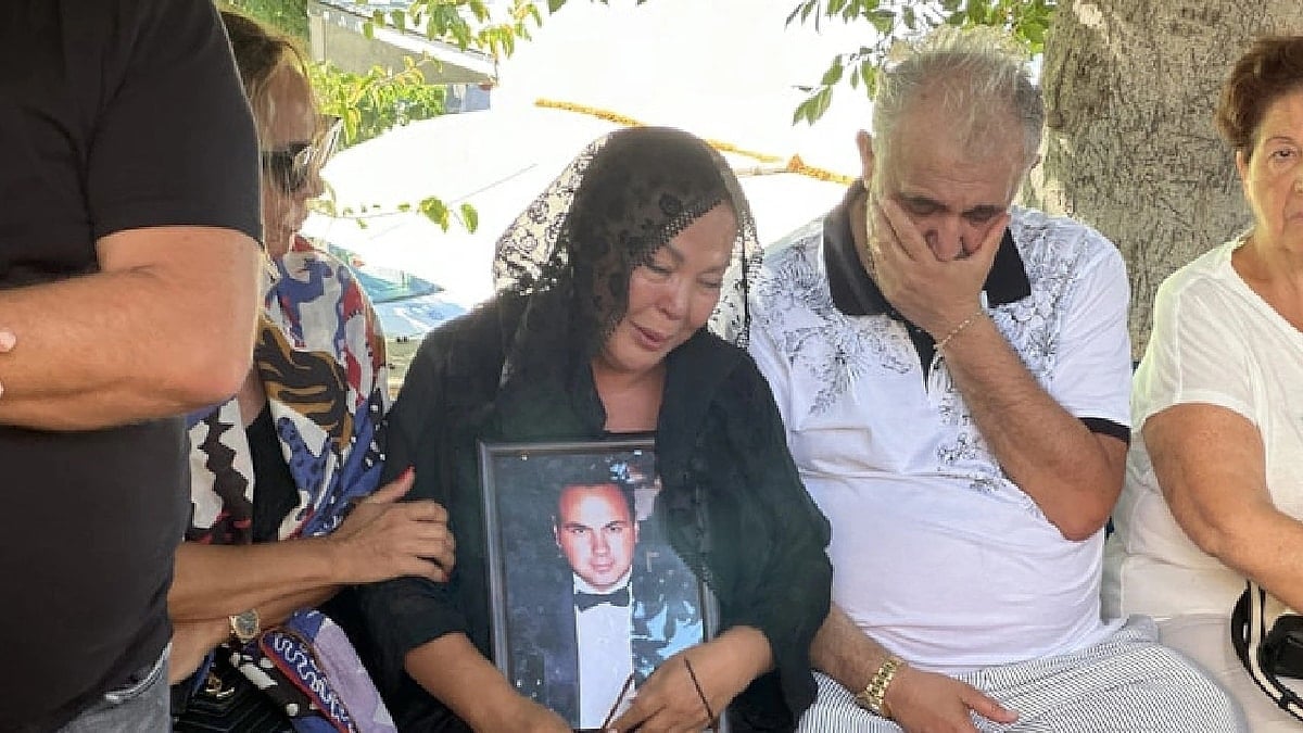 Safiye Soyman paylaştığı fotoğrafla herkesi şaşırttı