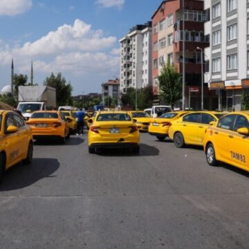 Taksimetreler yurt dışı uçuşlarıyla yarışıyor