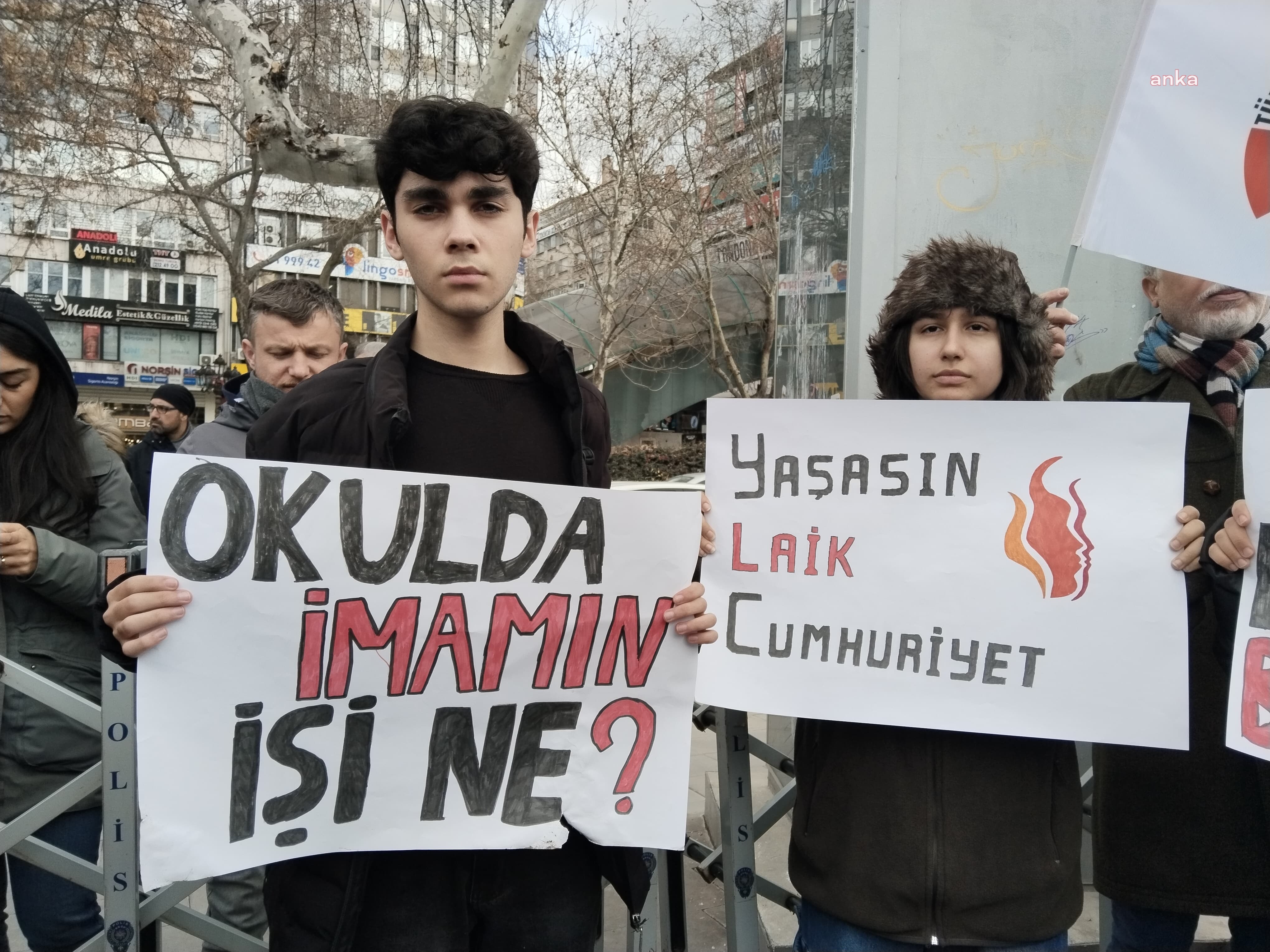 THTM'den Milli Eğitim Bakanlığı'nda laiklik eylemi
