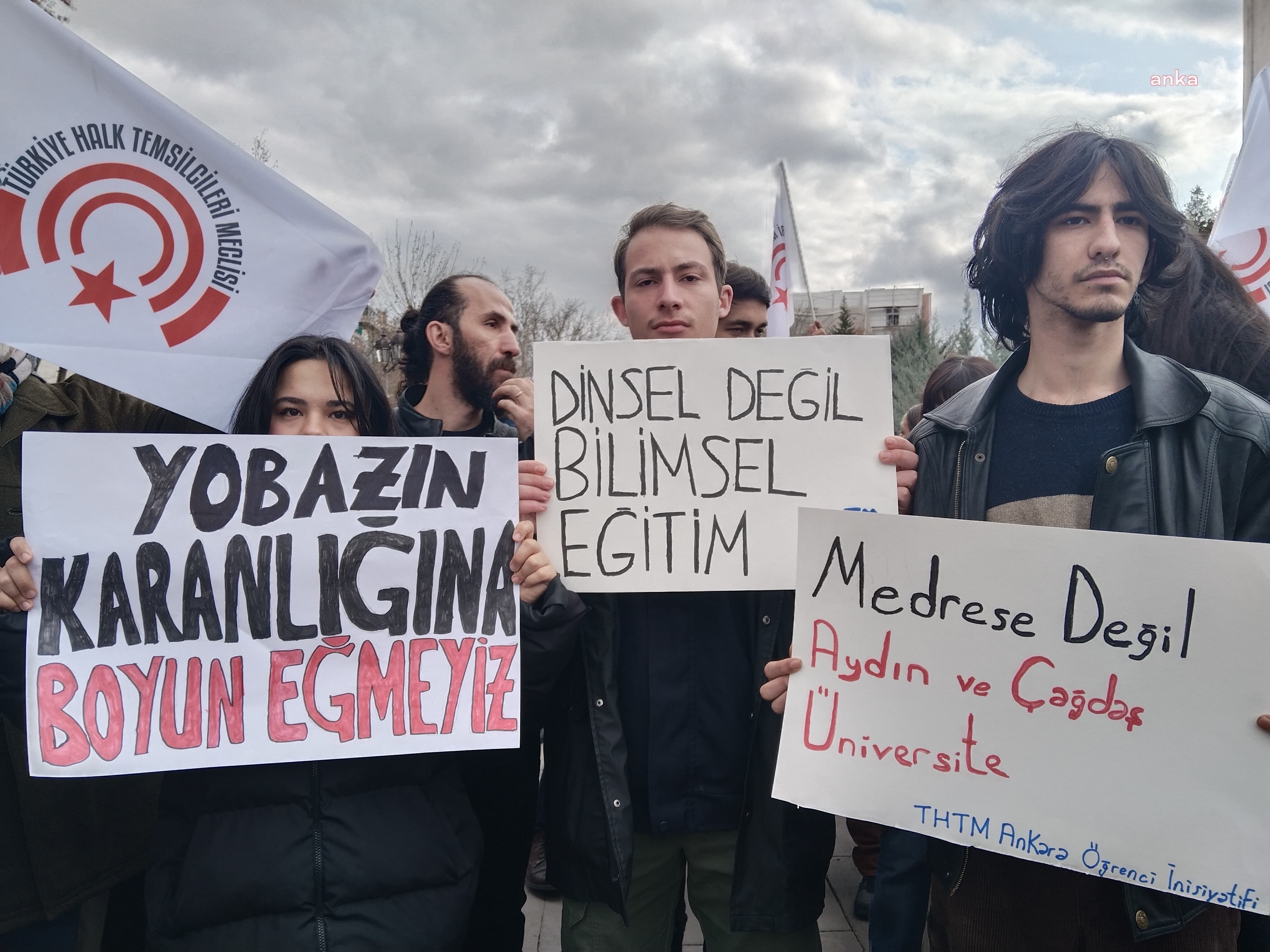 THTM'den Milli Eğitim Bakanlığı'nda laiklik eylemi
