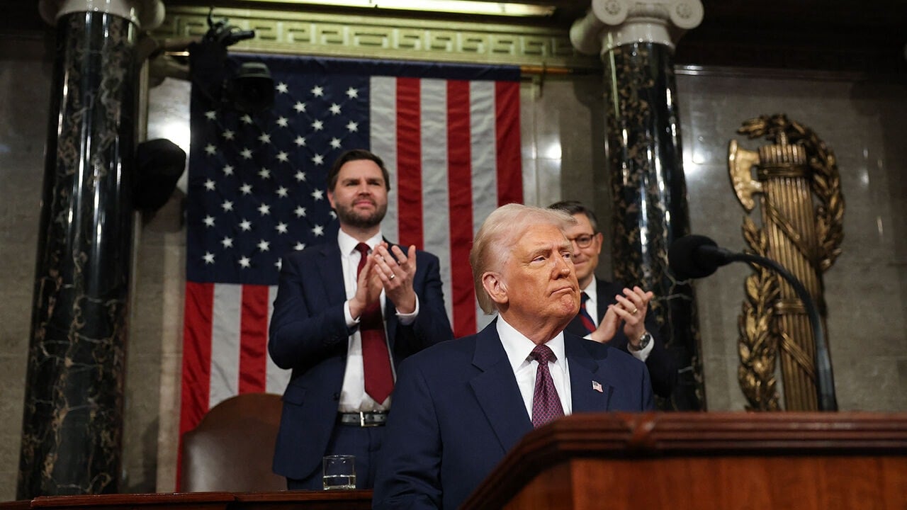 Trump'a ilk Kongre konuşmasında büyük şok! Hemen salondan çıkarıldı