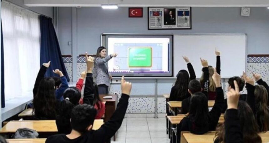 2025 Öğretmen atama kadrosu belli oldu! En çok kontenjan din kültürü öğretmenlerine:  ‘Matematik’ ve ‘Türkçe’yi yine solladı!