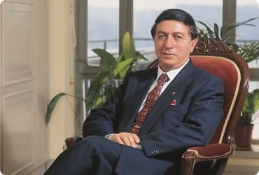 24 yıl önce öldürülen ünlü iş insanının kızına 15 milyonluk şok