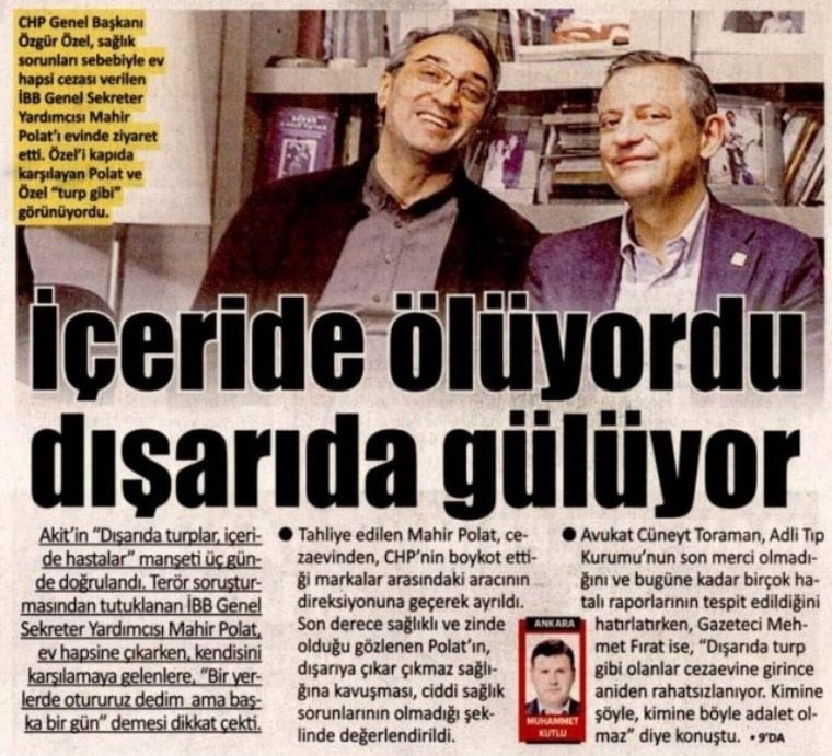 Akit bu defa da gülümsemesi üzerinden Mahir Polat'ı hedef aldı