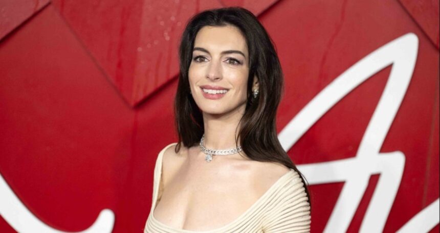 Anne Hathaway’den Arsenal taraftarlarına sürpriz: “Özellikle Rice için…”