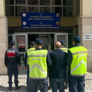 Artvin’de göçmen kaçakçılığı iddiasıyla 2 tutuklama