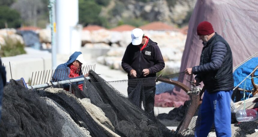 Balıkçının umudu müsilajda kayboldu