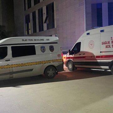 Boşanmak üzere olduğu eşi 5 çocuğunun annesini katletti