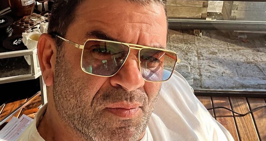 Bülent Şakrak yine aşık oldu