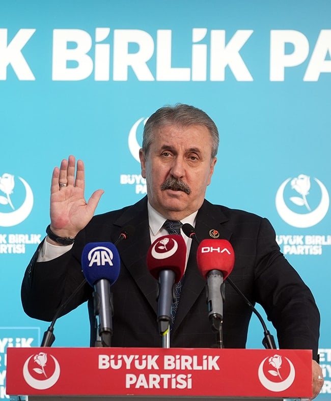 Cumhur ittifakı'nda 'süreç' krizi: 'O dalı ya komşu ya da biz keseriz'