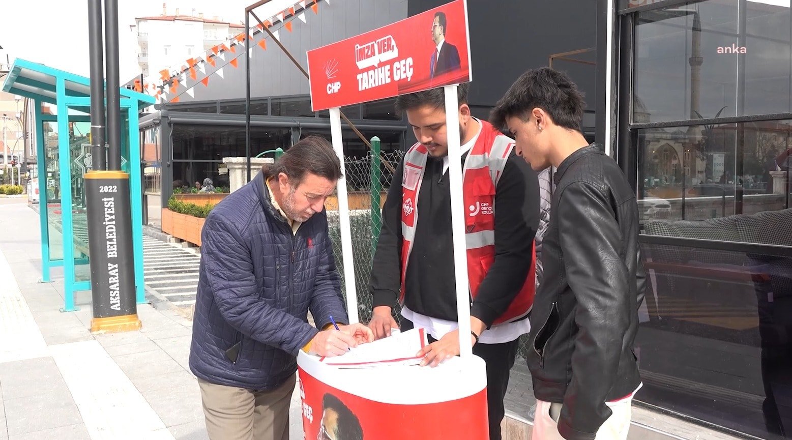 Eski Ülkü Ocakları Başkanı İmamoğlu'na imza desteği