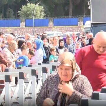 Gören kuyruğa girdi, 2 ton balık kısa sürede tükendi