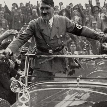 Hitlerin uğursuz doğum günü hediyesi satışa çıktı: Onların eline geçmesini istemiyoruz
