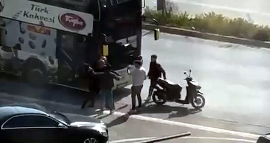 İETT şoförü ile motosikletli kavgası Başakşehir’i karıştırdı
