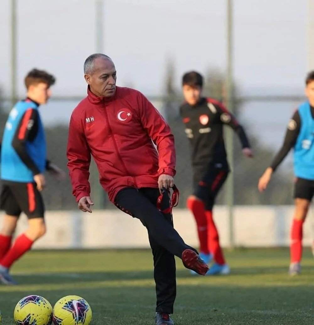 İsmail Hacıoğlu'nun babası ünlü futbolcu çıktı
