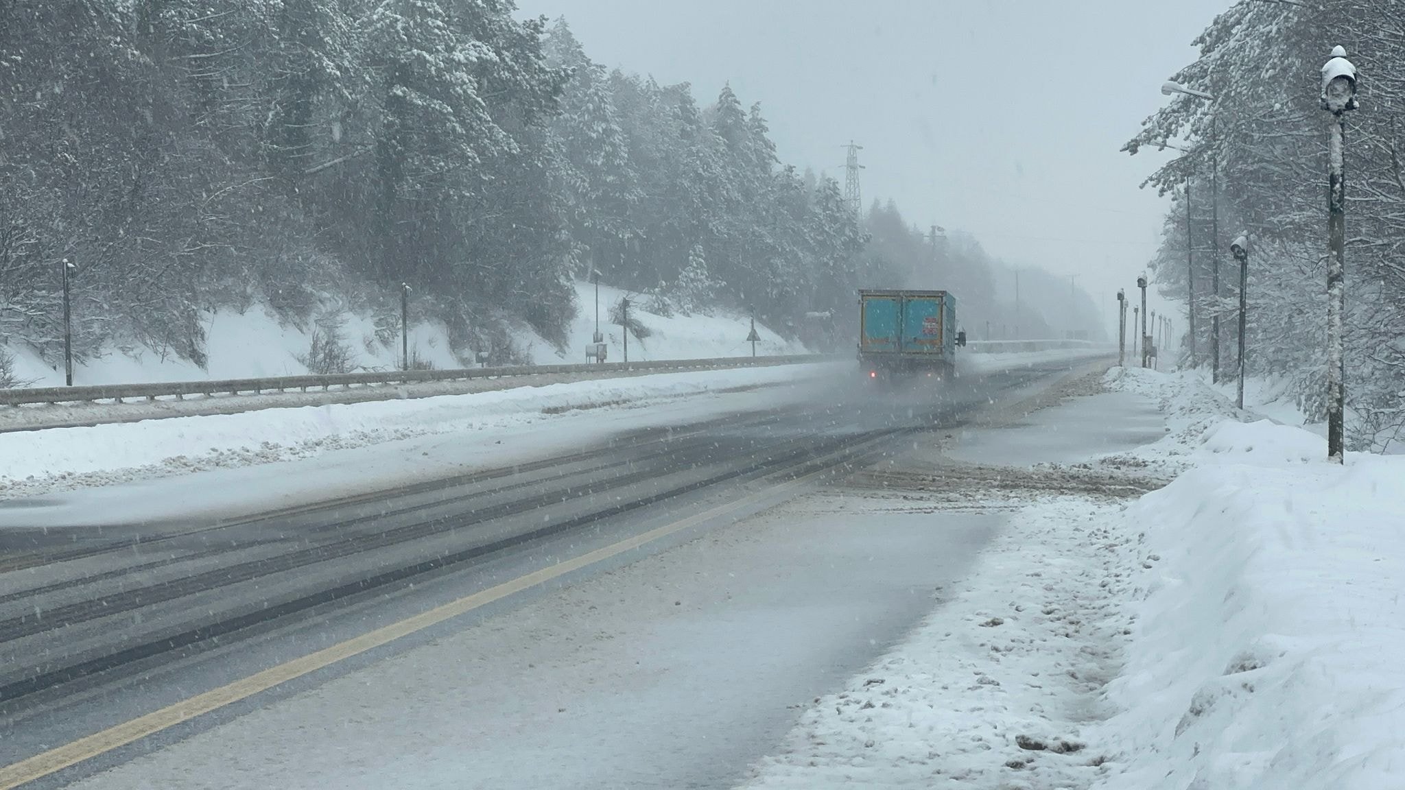 Kar, Bolu Dağı'na da düştü